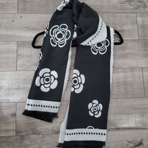 Floral design thick scarf both sides cashmere feel